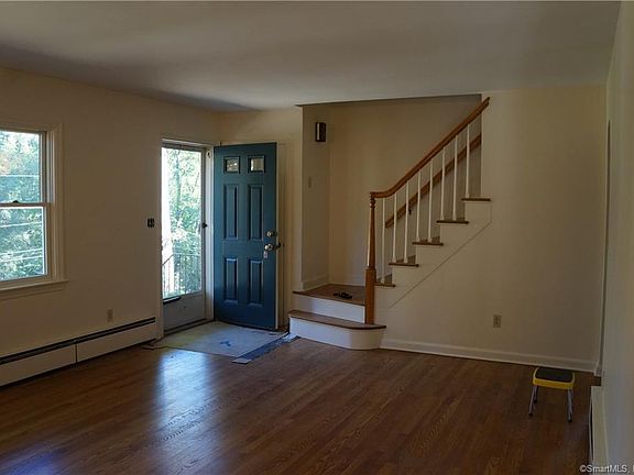5th image of 569 Belden Hill Rd