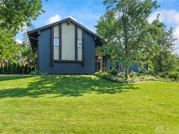 860 Helke Rd, Vandalia, OH 45377