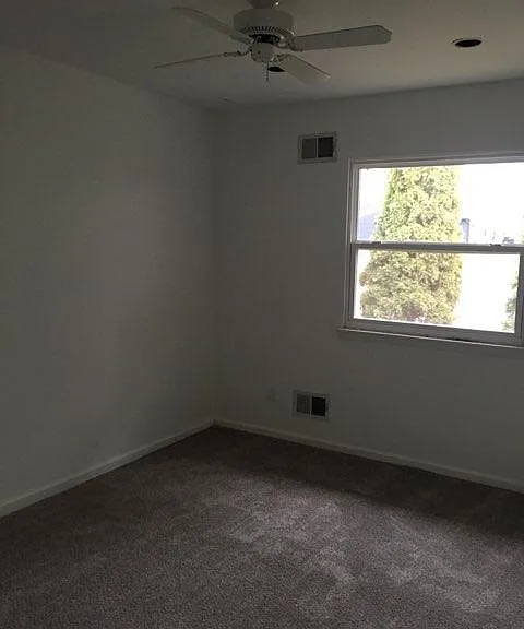 45 Deck St — Photo 2