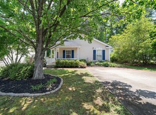 934 Homestead Park Dr, Apex, NC 27502