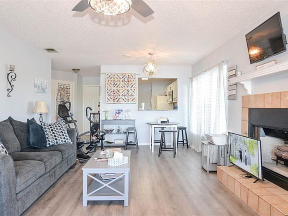 2nd image of 1801 Garden Lake Dr #1801