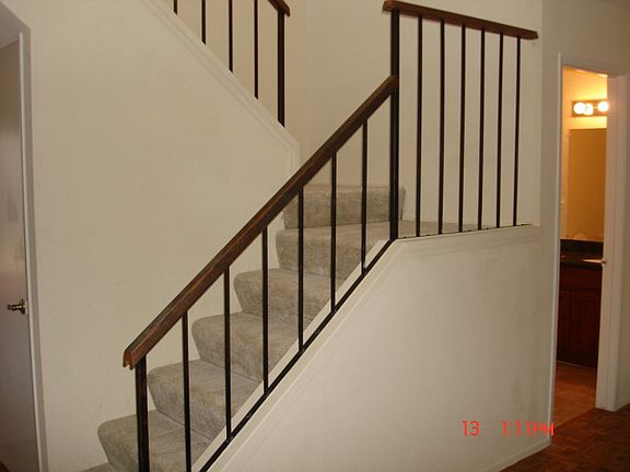 4th image of 2209 Glenmount Dr