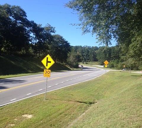 4th image of 1911 Highway 20 NE