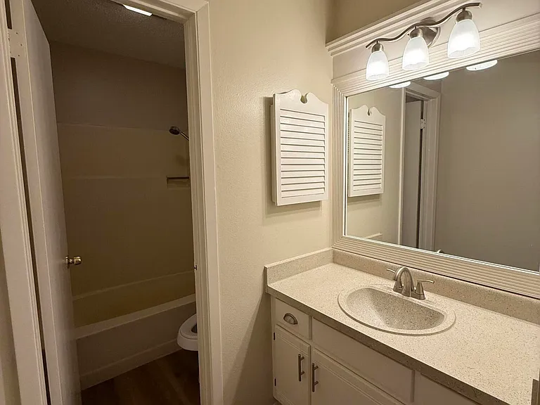 200 High Meadows Blvd #121 — Photo 17