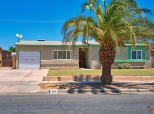 626 Smoketree Dr, El Centro, CA 92243