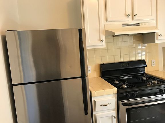 4th image of 5212 Fountain Ave Unit 1