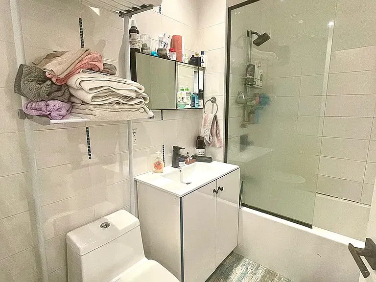 509 Vanderbilt Ave #1A — Photo 6