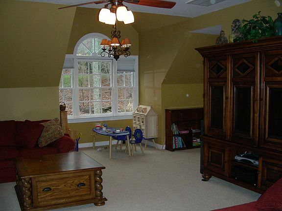 Enormous Bonus Room