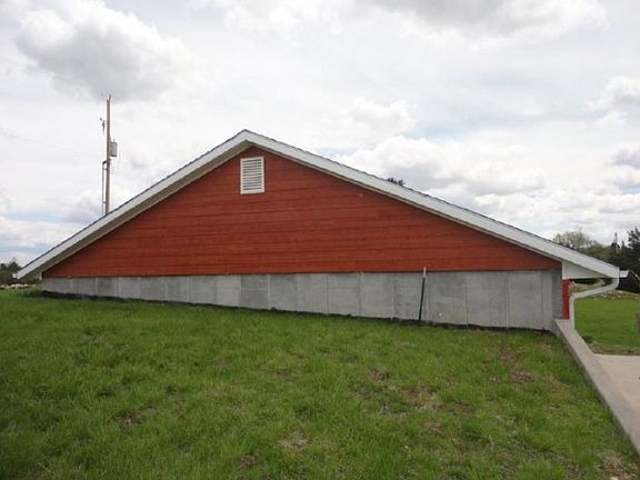 2nd image of 11126 Lakeview Dr