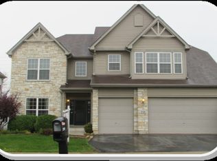 2124 Fieldcrest Dr, Bartlett, IL 60103