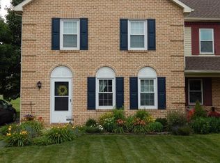 2316 Lawnwood Ct, East Petersburg, PA