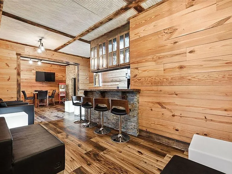 11140 West Rd — Photo 48