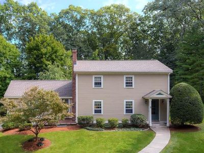 8 Stub Toe Ln, Southborough, MA, 01772
