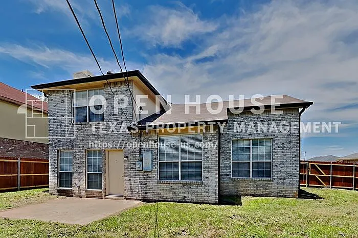 6703 Olivewood Dr — Photo 20