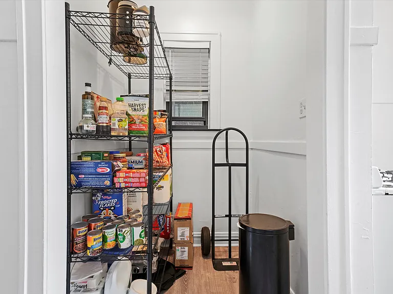 32 Lawton Rd #2 — Photo 8