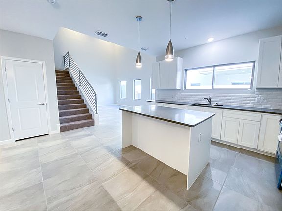 5th image of 10902 International Blvd #114