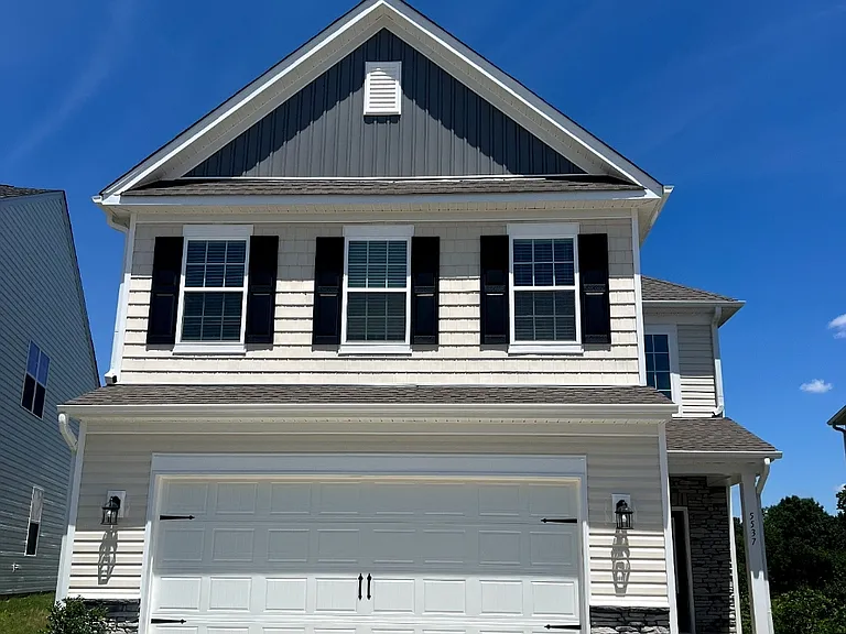 5537 Hydrangea St — Photo 1