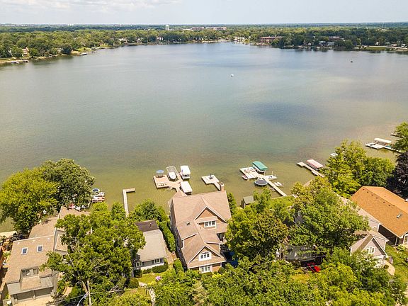 4th image of 19286 W Lake View Ave