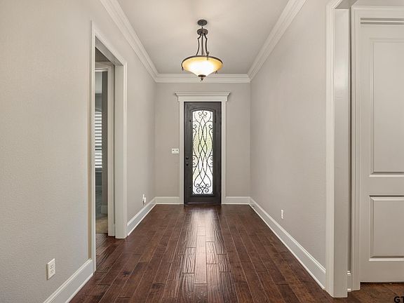 2nd image of 3854 Hogan Dr
