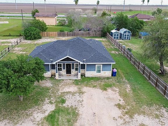 2nd image of 17733 Forrest Ln