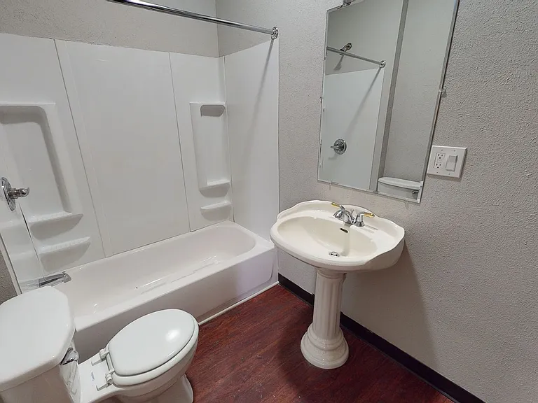 224 Poplar Street — Photo 14