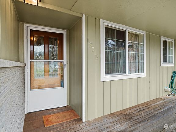 4th image of 13216 7th Avenue Ct E