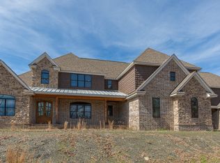 211 Black Gum Ln, Mena, AR 71953