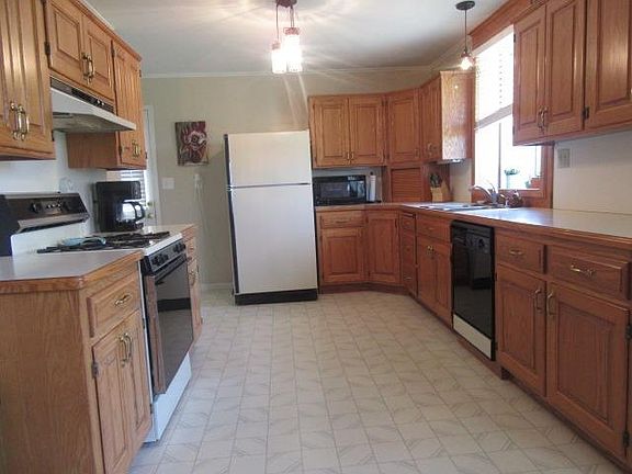 3rd image of 717 N Galveston St