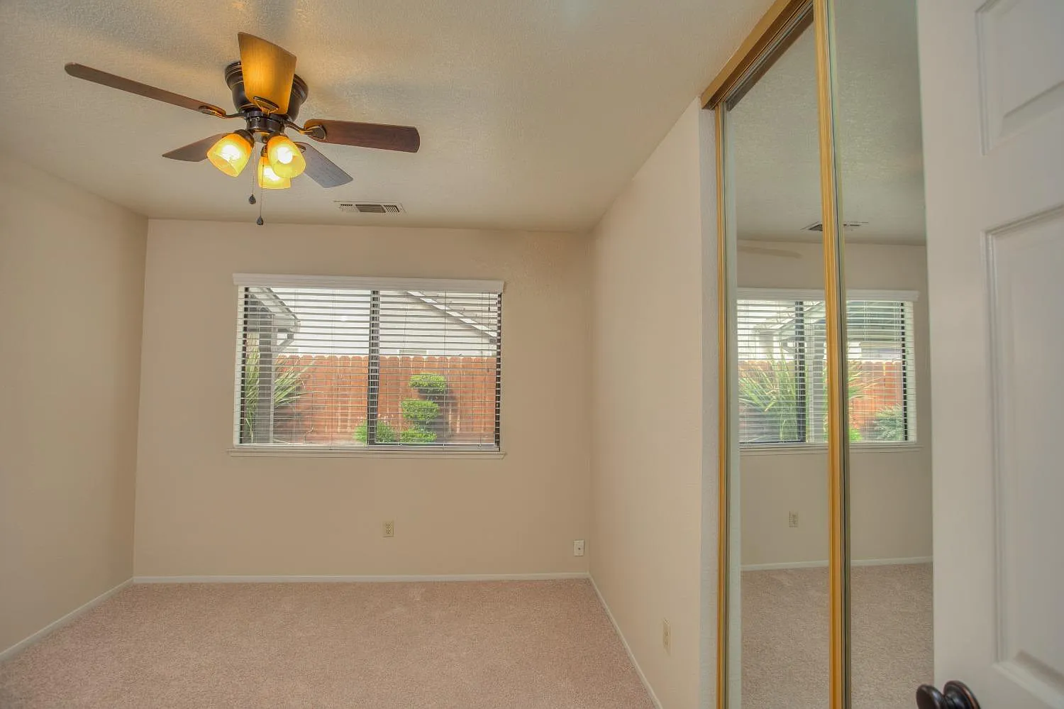 3 bed, 1562 sqft, $2,750 — Photo 4