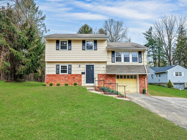 111 Moffatt Rd