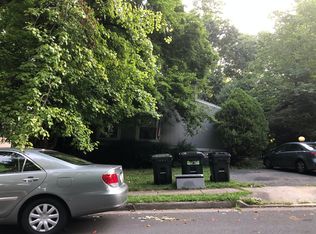 2206 Sanibel Dr, Reston, VA 20191