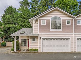 5713 200th St SW UNIT A, Lynnwood, WA