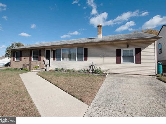 2nd image of 253 Vanneman Blvd