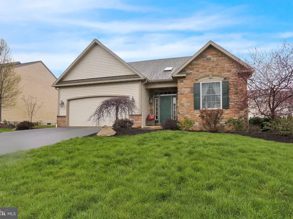 1004 Helm Ln, Reading, PA 19605