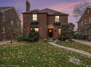 1358 Harvard Rd, Grosse Pointe Park, MI 48230