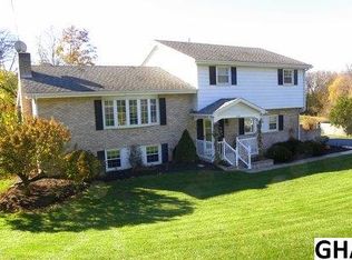 110 Circle Dr, York, PA 17406