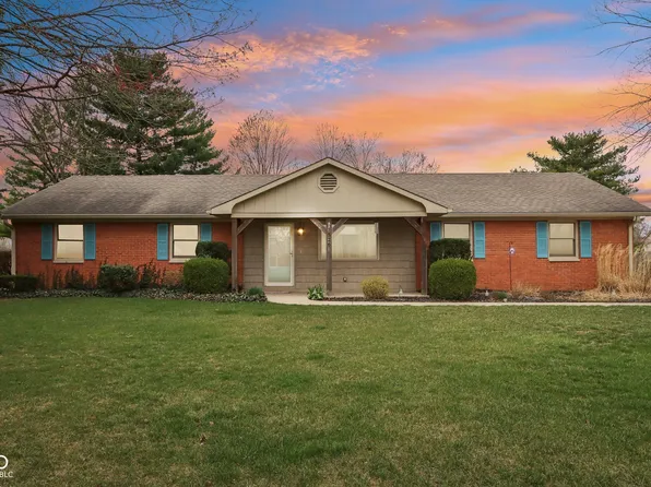 1526 Chapman Dr, Greenfield, IN 46140
