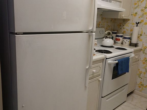 5th image of 1235 S Highland Ave #5-407