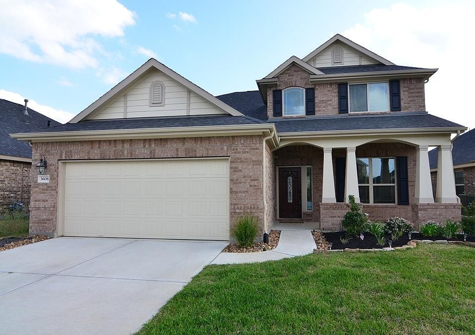 3606 Kent Springs - This four bedroom three and a half bath home with front and back sprinkler awaits you!