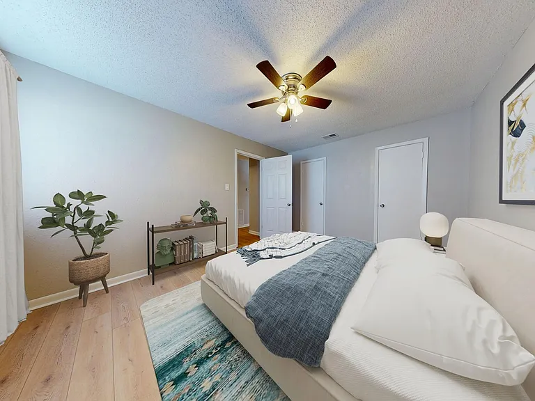 Gulf View Apartments — Photo 46
