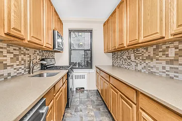 3840 Greystone Avenue, #1K