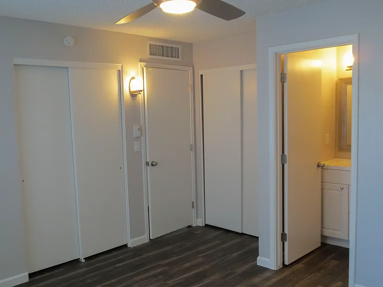 Winterhaven Apartments — Photo 29