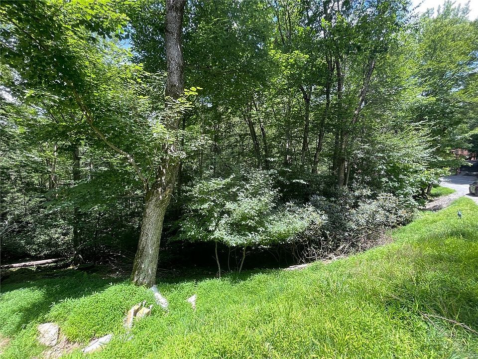 1st image of 252 Greenbriar Road