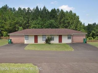 111 Willow Creek Cir, Overton, TX 75684