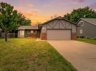 6707 E Pepperwood Ct, Wichita, KS 67226