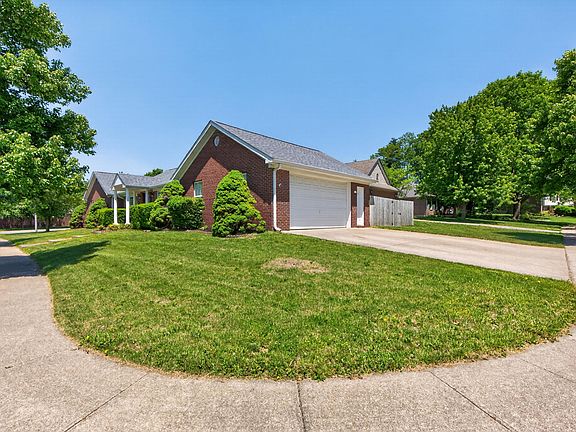 5th image of 2181 Palomar Trace Dr