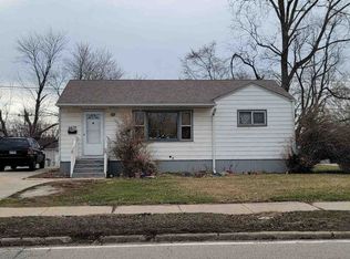 2617 N Lewis Ave, Waukegan, IL 60087