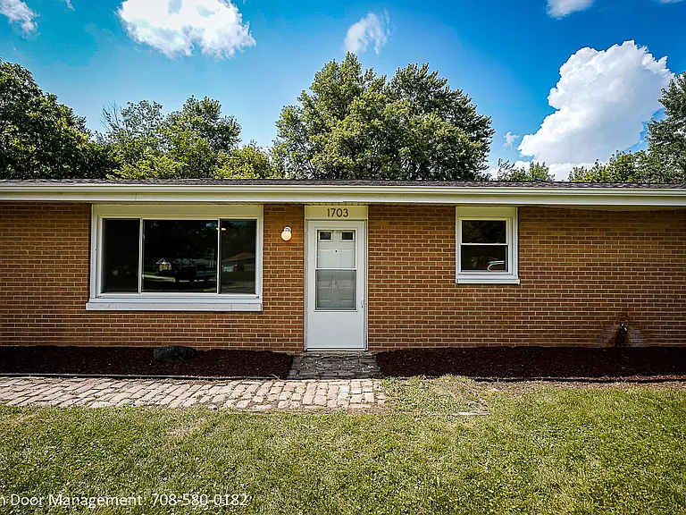 1703 Pinewood Ln #1703 — Photo 28