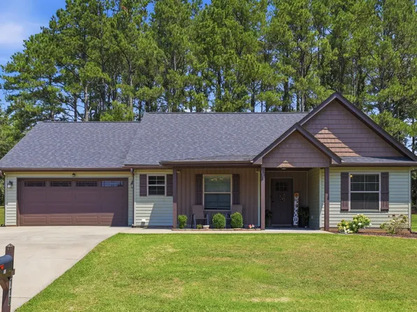 110 Blake Garrison Dr, Roebuck, SC 29376