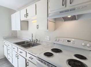 82 N Kelsey St APT 4, Portland, ME 04106